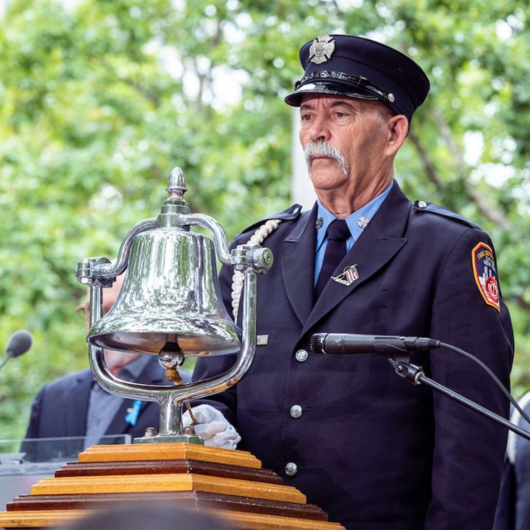 Commemorative bell ringing