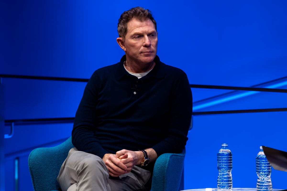 a close up of Bobby Flay